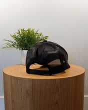 Load image into Gallery viewer, ladies&#39; ponytail cap black back
